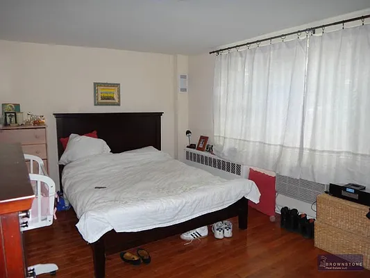 Rented by Brownstone Real Estate | media 10