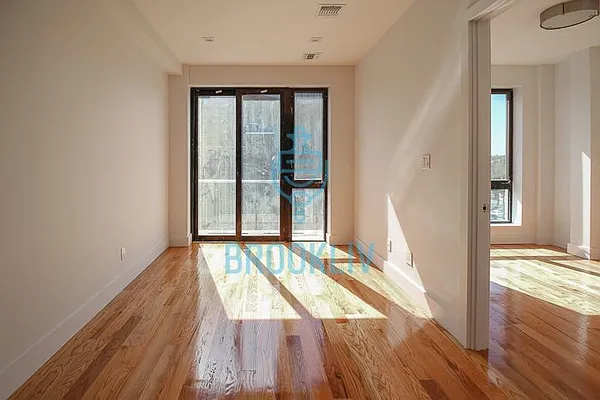 Rented by null | media 4