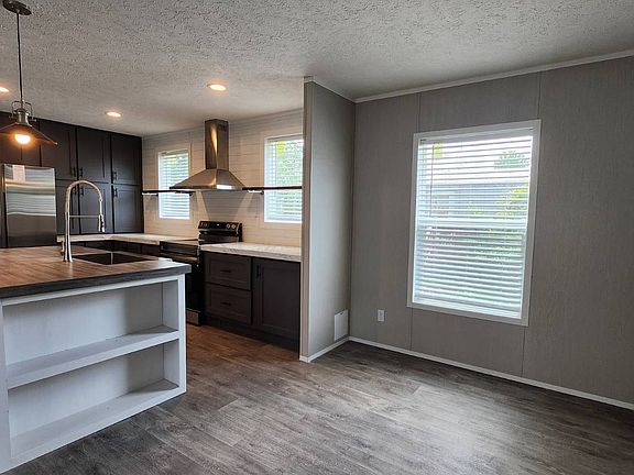 4th image of 1366 Trinidad Ln
