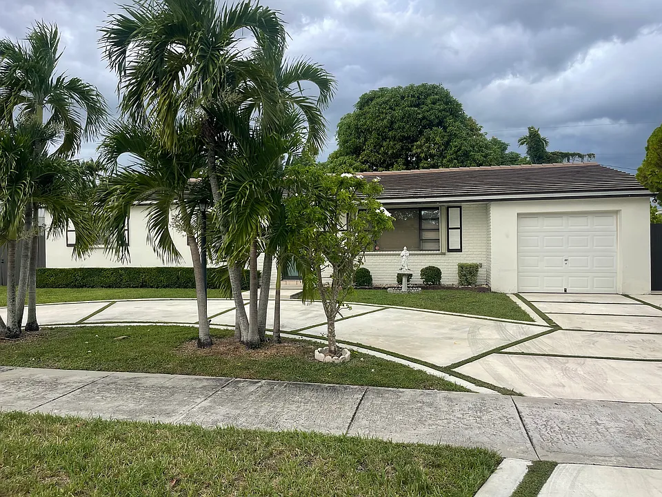2560 SW 92nd Ct