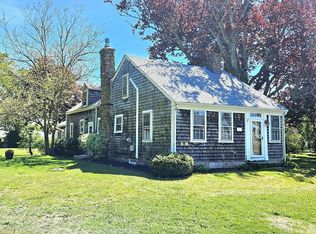 4 Randall Rd, Mattapoisett, MA 02739