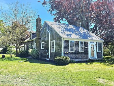4 Randall Rd, Mattapoisett, MA, 02739
