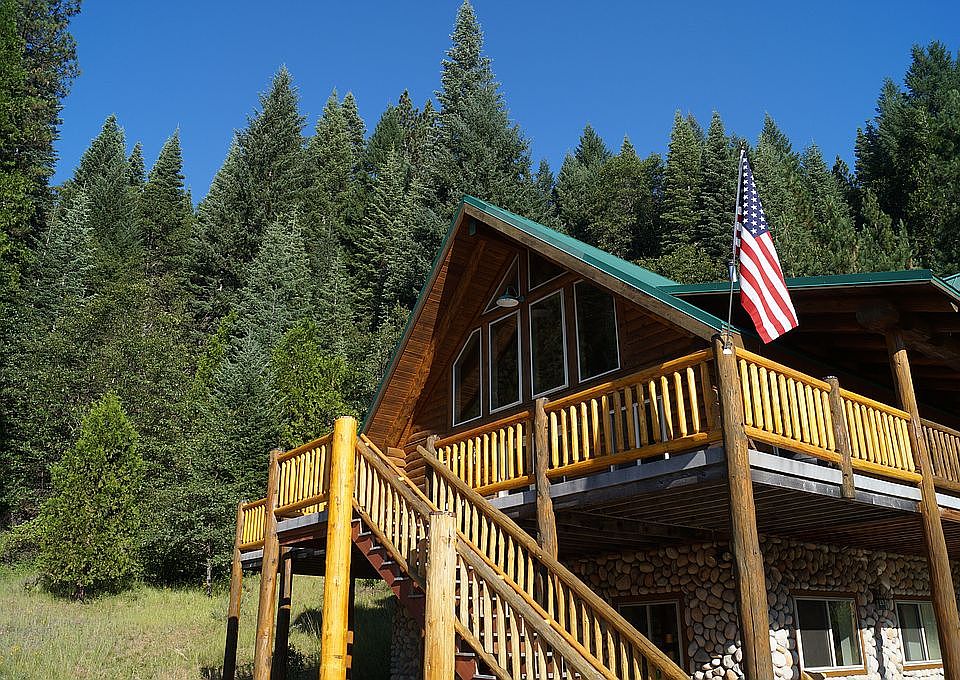 Eagle’s Rest Cabin