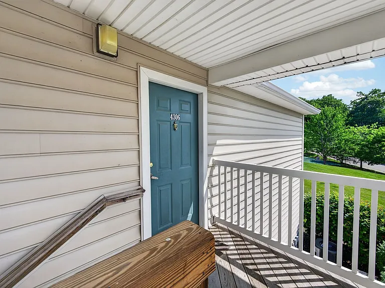 215 S Knollwood Dr — Photo 27