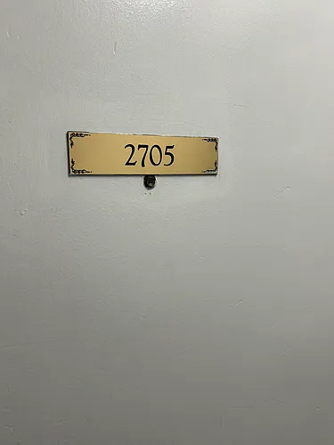 2705 Mount Vernon Ave #2705 Photo 1