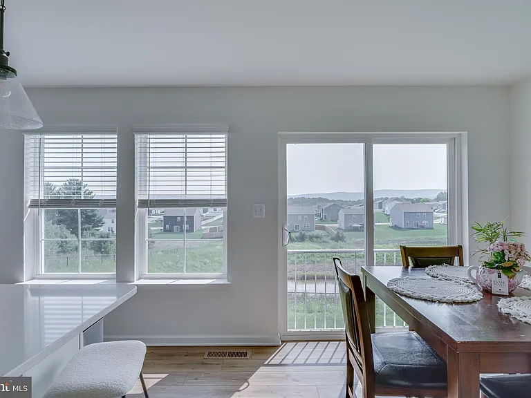 48 Orchard Green Dr — Photo 9