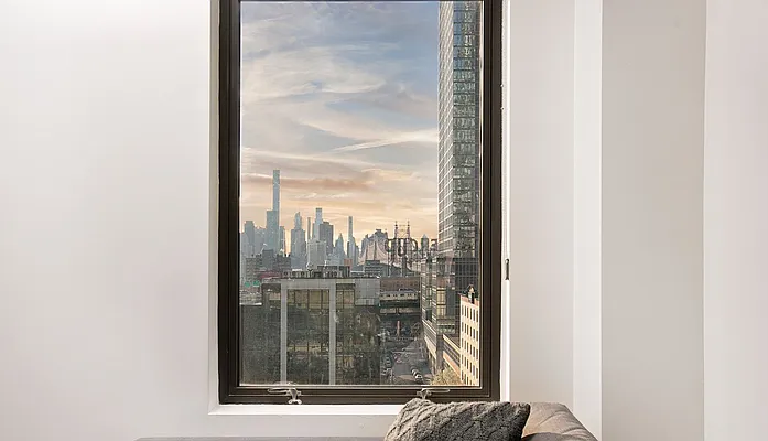 Rented by Compass | media 14