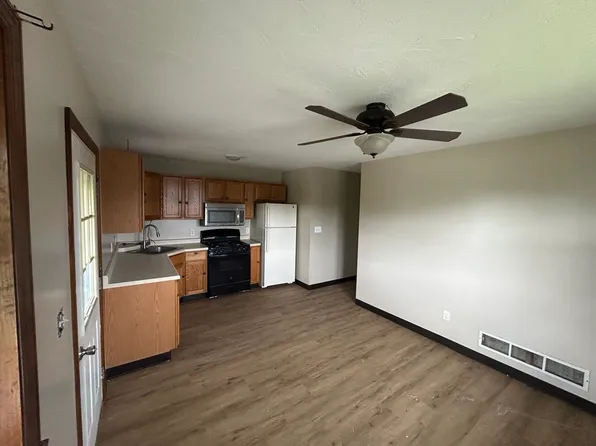 315 W Miller Ave, Homestead, PA 15120