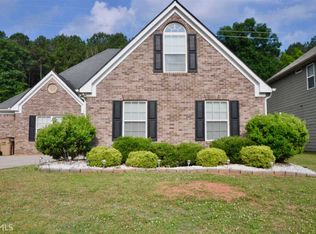 4110 Village Crossing Cir, Ellenwood, GA 30294