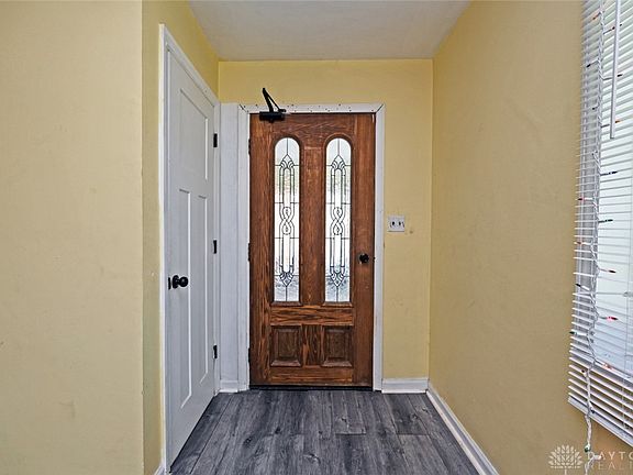 5th image of 1708 Vancouver Dr