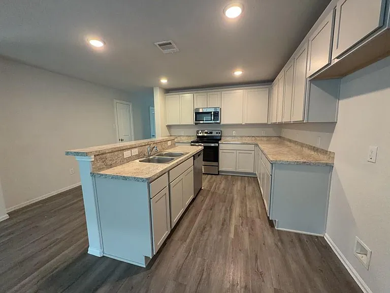 505 Hines Ave #B — Photo 6