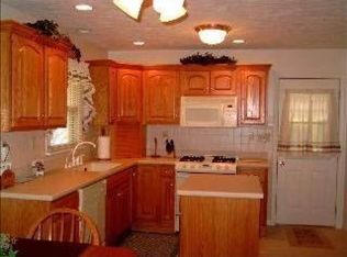 8672 N 2100 East Rd, Downs, IL 61736