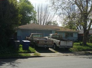 2714 Comanche St, Santa Rosa, CA 95403