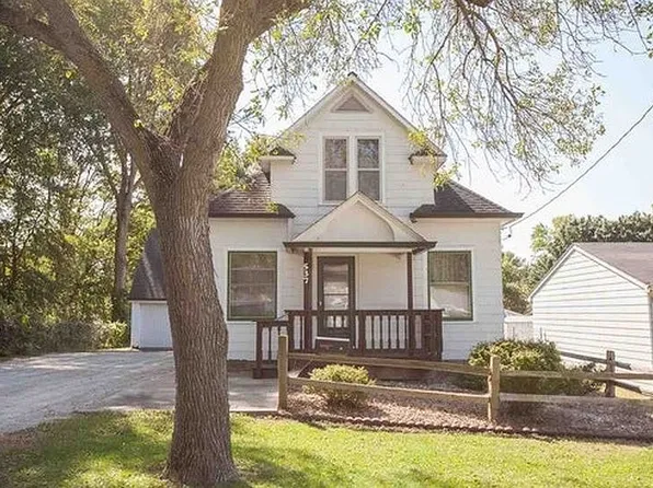 537 Martin Rd, Waterloo, IA 50701