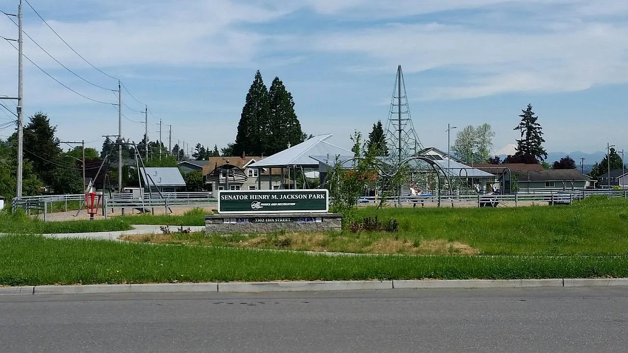 2 bed, 850 sqft, $1,775 — Photo 3