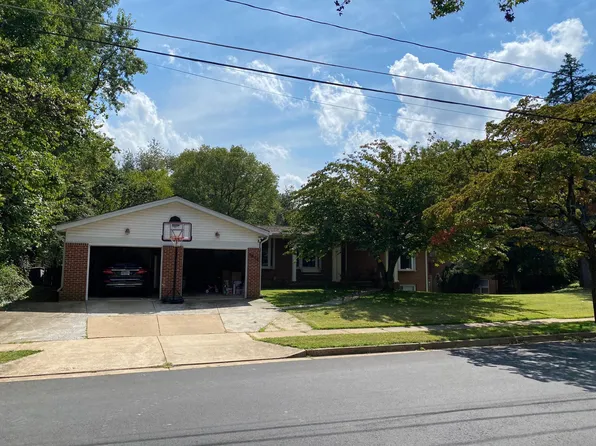1633 Wrightson Dr, Mc Lean, VA 22101