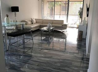 20811 San Simeon Way APT 201, Miami, FL 33179