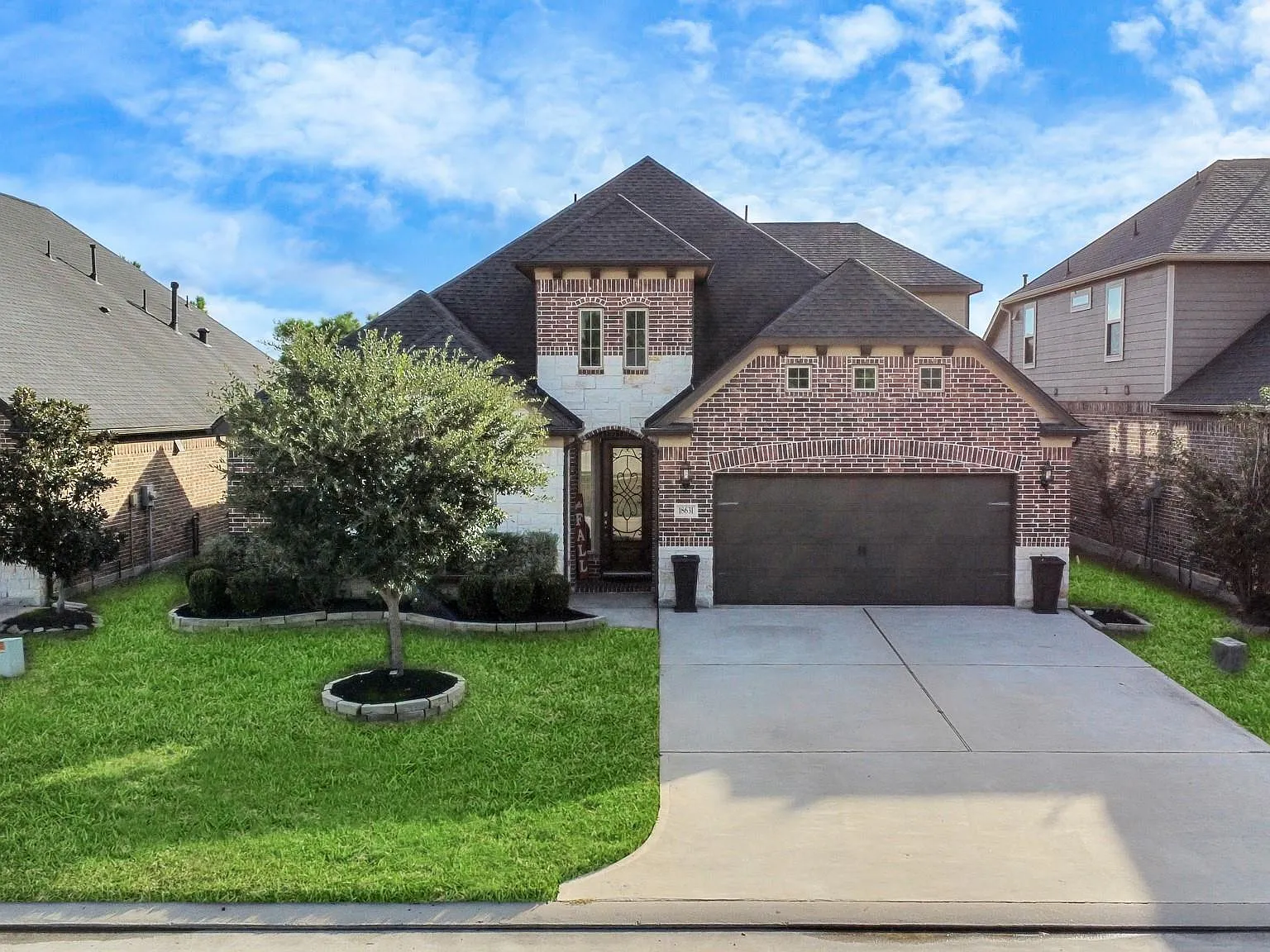 4 bed, 2.5 bath, 2986 sqft, $3,100 — Photo 1
