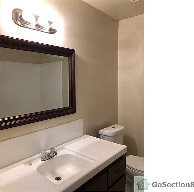 2nd image of 1425 N 9th St APT 211