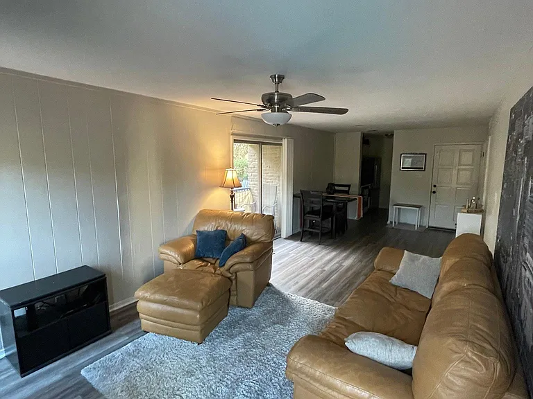 3431 N Hills Dr #121 — Photo 30