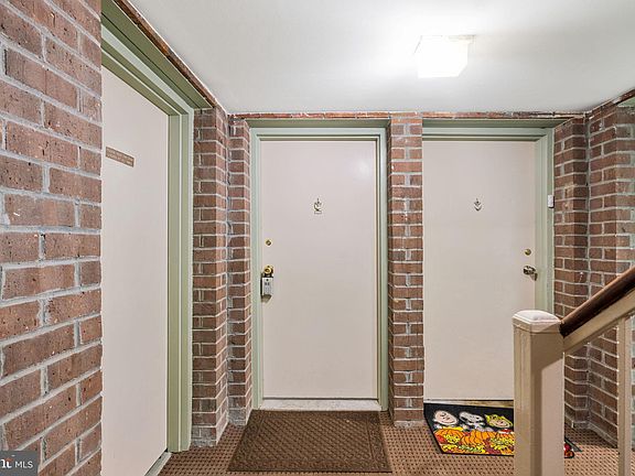 3rd image of 3316 Woodburn Village Dr APT T2