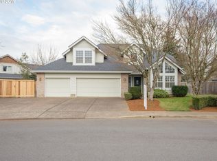 1497 Martingale St, Eugene, OR 97401