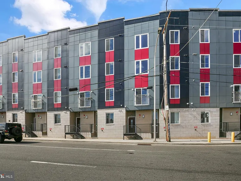 800 Callowhill St #10-3 — Photo 27