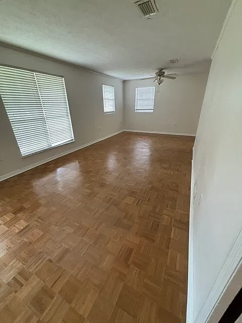 3 bed, 1500 sqft, $1,950 — Photo 3