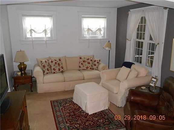 4th image of 727 Welty St