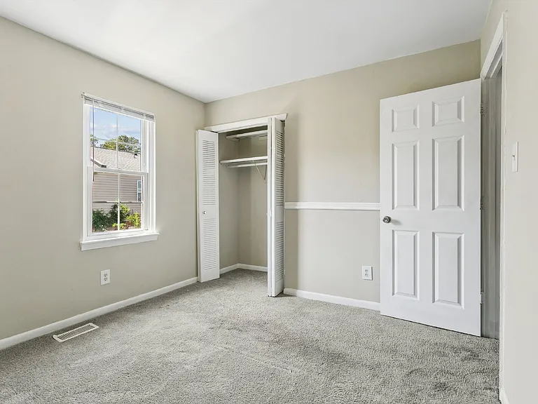 506 Genneys Way — Photo 16