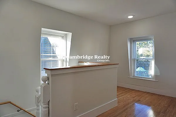 4 Osgood St #3T — Photo 6