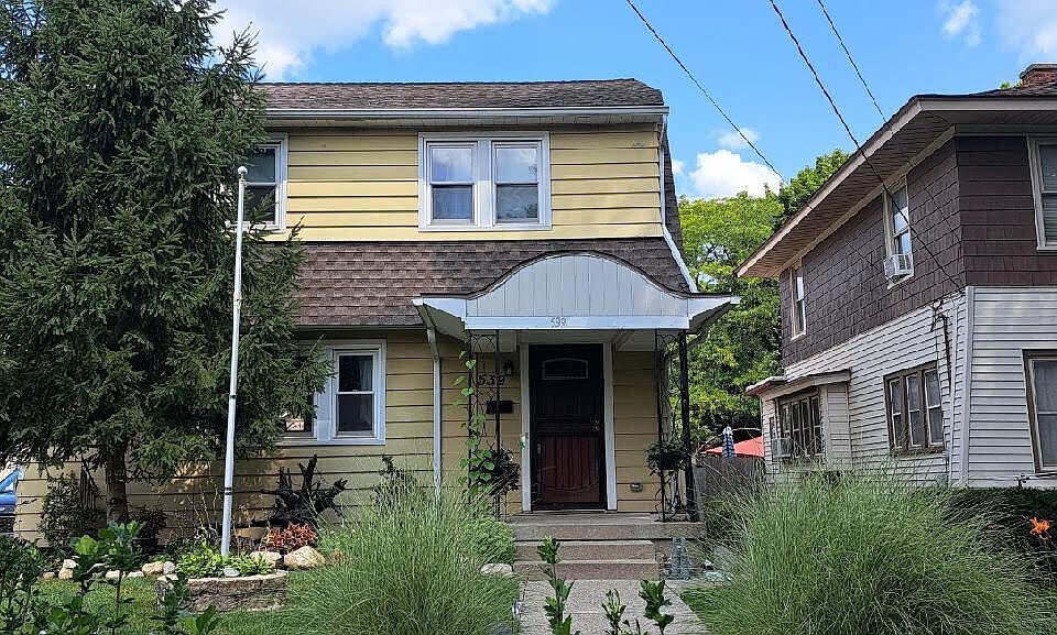 1st image of 539 Marietta St NE