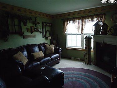 4th image of 47199 Timber Run St