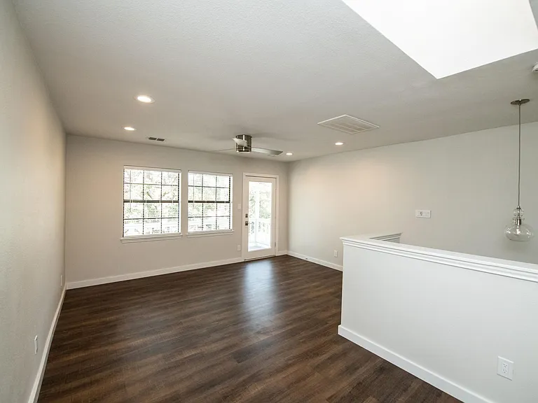 821 Pavillion St #103 — Photo 10