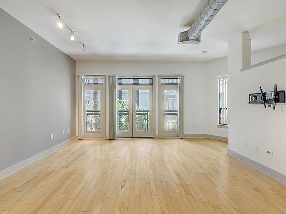 4th image of 1901 Post Oak Blvd APT 3305