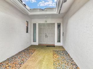 7014 NW 38th Mnr, Coral Springs, FL 33065