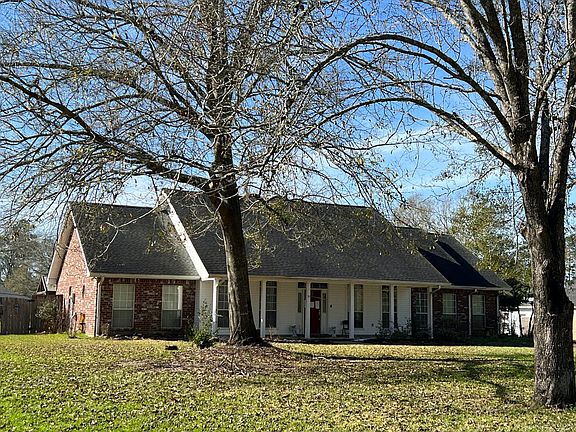 3rd image of 41045 Adelle Dr