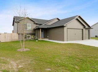 345 5th Way SE, Dover, MN 55929
