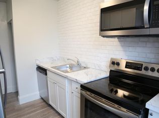 201 S Market St APT 2A, Frederick, MD 21701