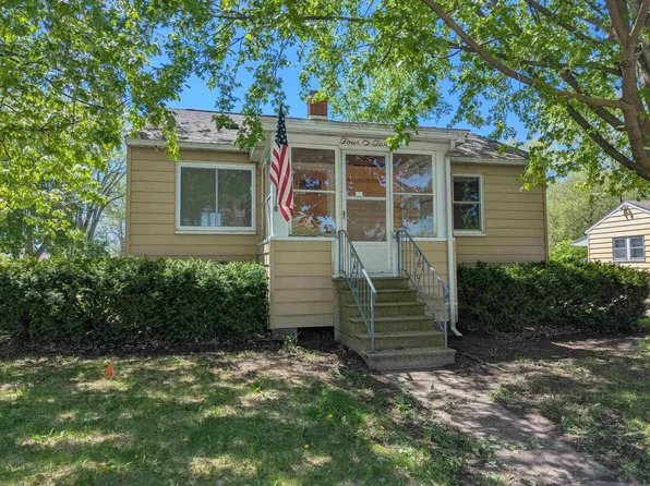 402 E Fisher St, Bay City, MI 48706