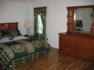 2nd image of 566 Oak Island Cir