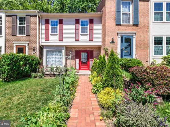 19812 Bazzellton Pl, Montgomery Village, MD 20886