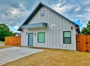 2916 Hemphill St, Greenville, TX 75401