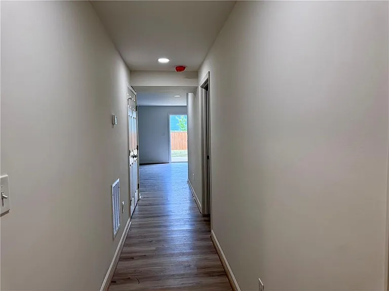 241 Port Way — Photo 38