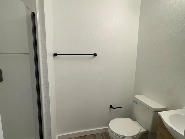 Unit Photo