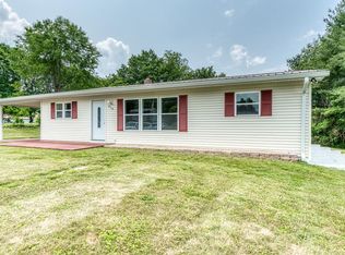 316 Flatwoods Rd, Marion, VA 24354