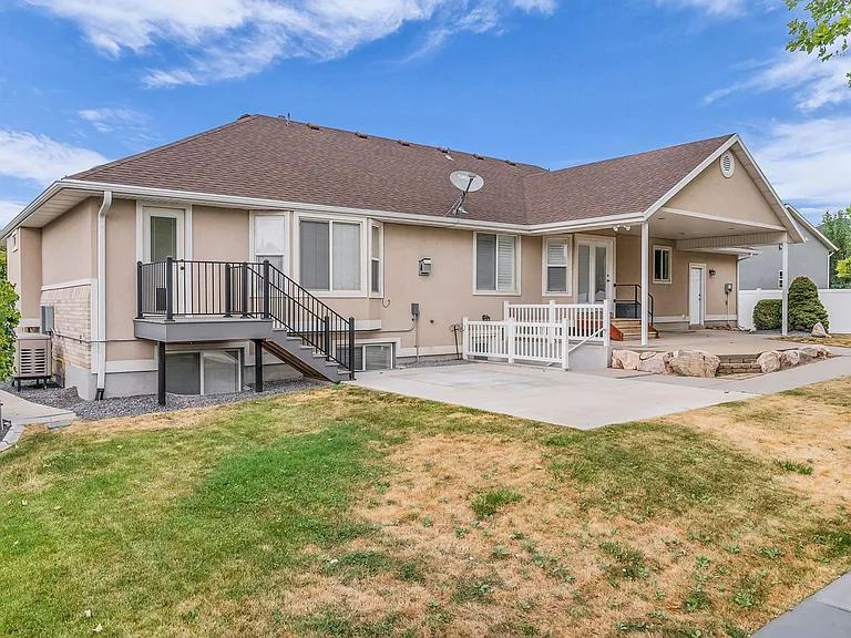 1429 W Flint Meadow Dr — Photo 50