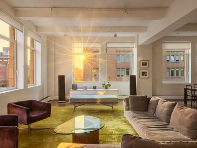 245 7th Ave, New York, NY, 10001