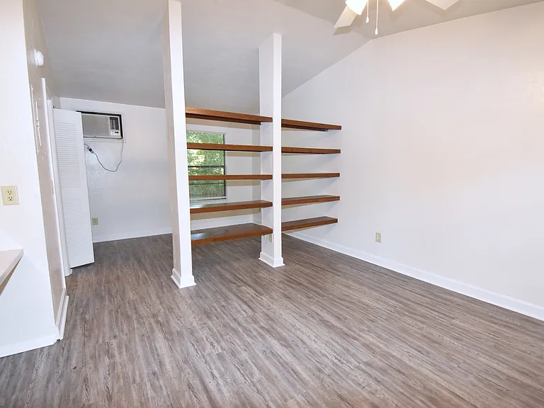 North Pointe Villas — Photo 32
