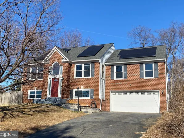 60 Dawson Rd, Fredericksburg, VA 22405